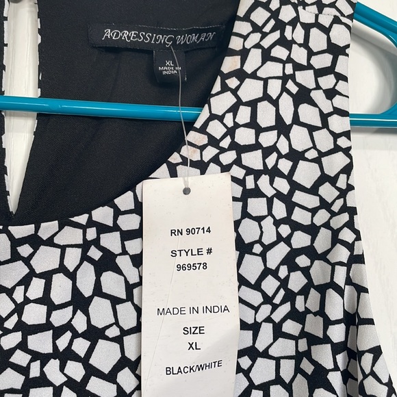 Black and white Maxi - Picture 5 of 10